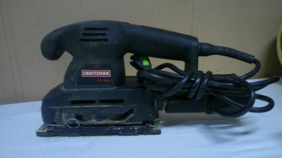Craftsman 1/3 Sheet Sander w/ Dust Collector