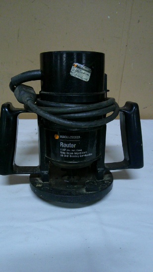 Black & Decker 1HP Router