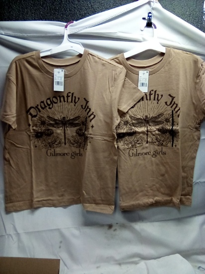 Dragonfly Inn Gilmore Girls T-Shirts Size Large Qty 2
