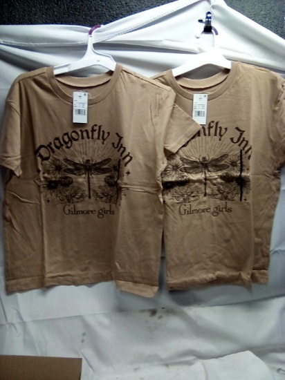 Dragonfly Inn Gilmore Girls T-Shirts Size Large Qty 2