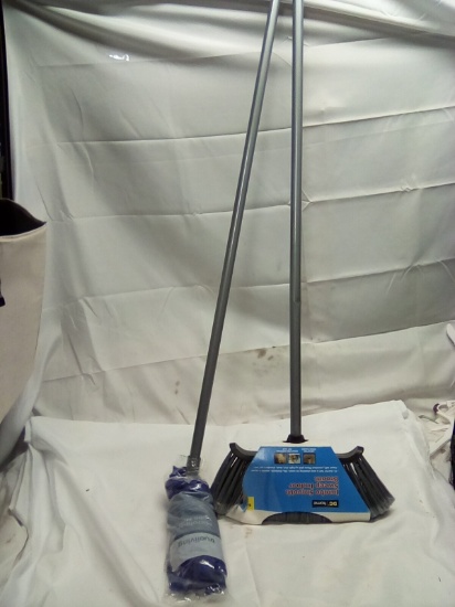 Jumbo Smooth Sweep Indoor Broom/ Microfiber Loop Mop