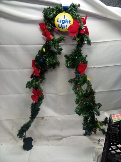 Holiday Style 6ft LED Garland with Color Lights (Lights Up)