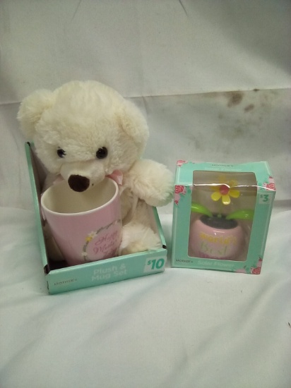 Mom Lot Qty 2 Items (Stuffy wit Coffee Cup & Solar Flower)