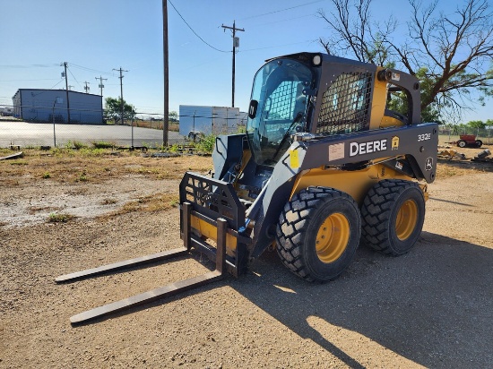 2014 John Deere 332E Skid Steer   48" Forks Attachment; PIN: 1T0332EMTEE266863;