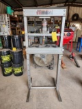 Central Machinery  20 Ton Shop Press