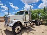 Freightliner  Tractor Trailer (Diesel) TX Plate: 1L5-3463; (Vin Sticker Mis
