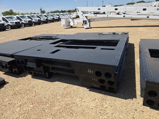 FAB-TEC VO270 Flat Bed 146L x 98W Truck Bed for International and Freightliner Frames