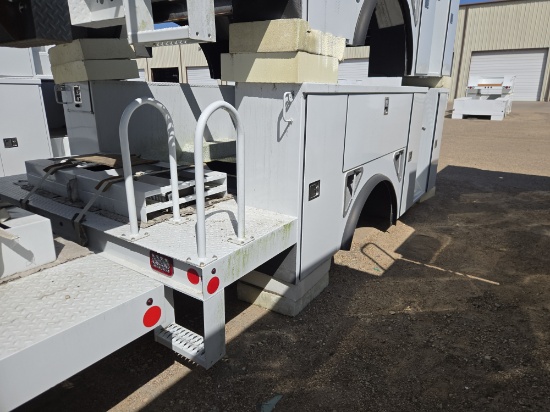 Reading Truck Bed for International and Freightliner Frames
