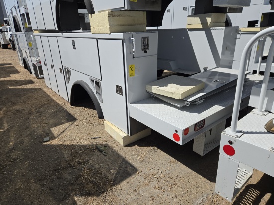Reading TMD-2047T Truck Bed for International and Freightliner Frames