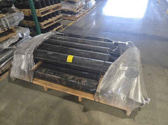 Approx (10) Hydraulic Cylinders on Pallet