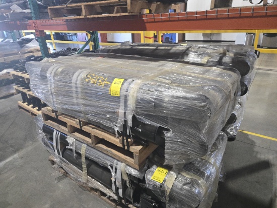 Approx (10) Hydraulic Cylinders on Pallet