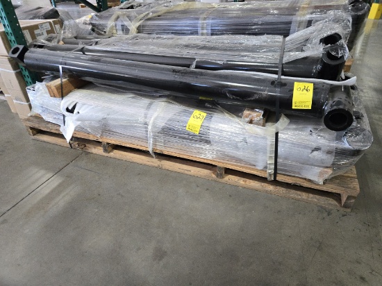 Approx (5) Hydraulic Cylinders on Pallet