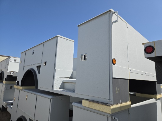 B&G VN-555 Truck Bed for International and Freightliner Frames