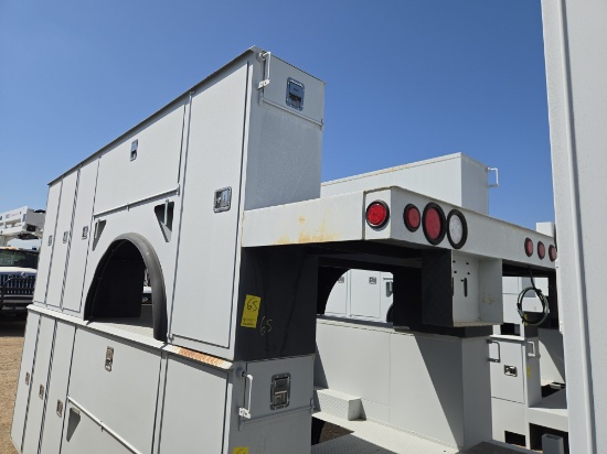 B&G VN-555 Truck Bed for International and Freightliner Frames