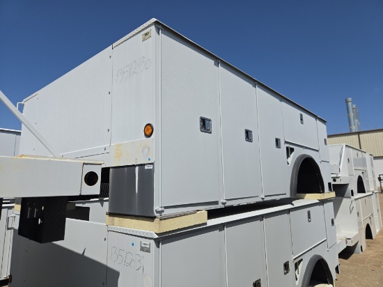 B&G VN-555 Truck Bed for International and Freightliner Frames
