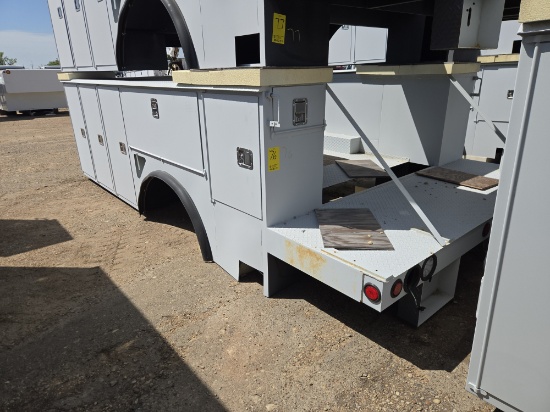 B&G VN-555 Truck Bed for International and Freightliner Frames