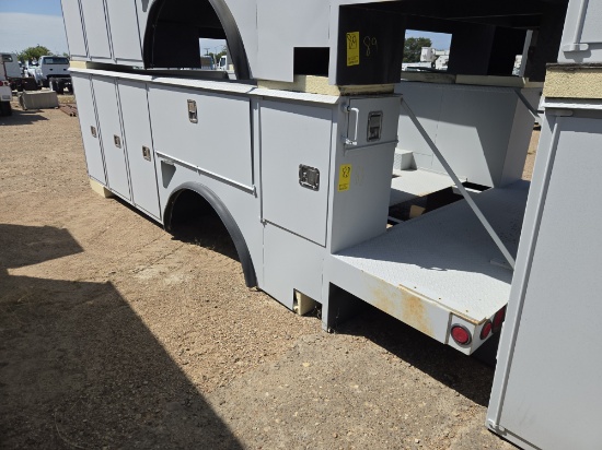 B&G VN-555 Truck Bed for International and Freightliner Frames