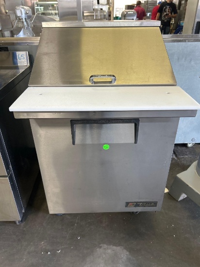 True 27 in. Megatop Sandwich Table