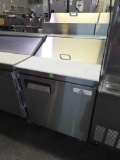 Cooler Depot 27 in. Sandwich Table