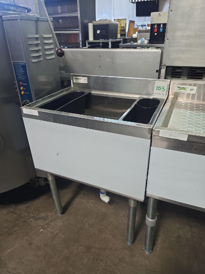 Regency 24 in. Ice Bin