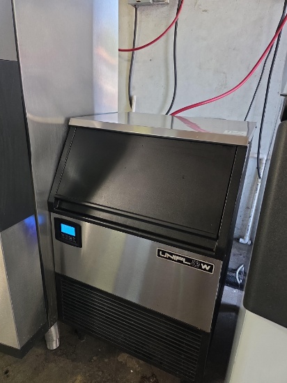 Uniflow 225 lb. Undercounter Cube Ice Machine
