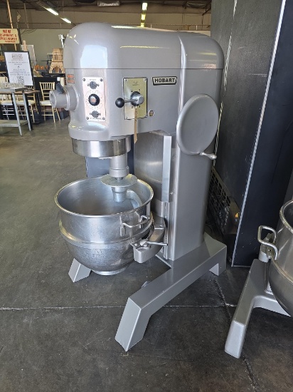Hobart 60 qt. Mixer with Bowl and Hook