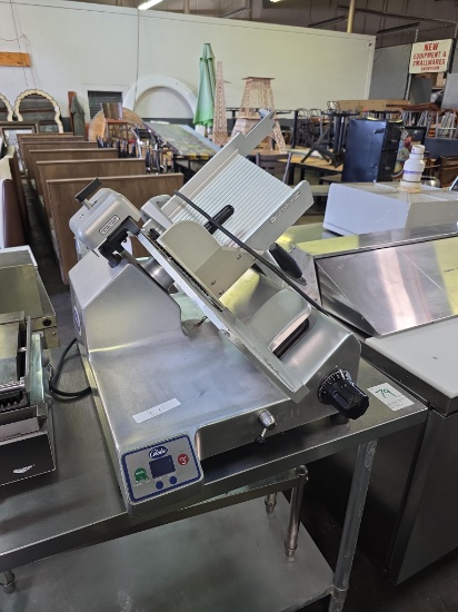 Globe Mdl. S13A Automatic Meat Slicer