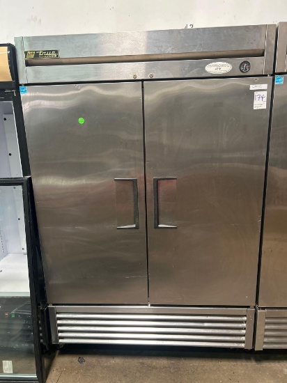 True 2 Dr. Refrigerator