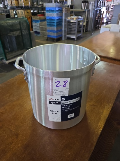 NEW Winco 32 qt. Aluminum Stock Pot