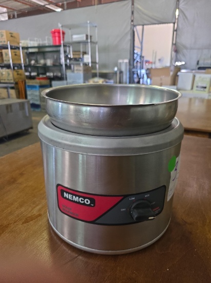 Nemco 11 qt. Round Warmer