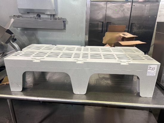 NEW Cambro 48 in. x 21 in. S Series Slotted Poly Dunnage Rack