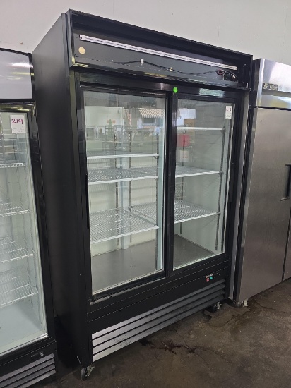 Avantco 2 Sliding Glass Dr. Merchandise Refrigerator