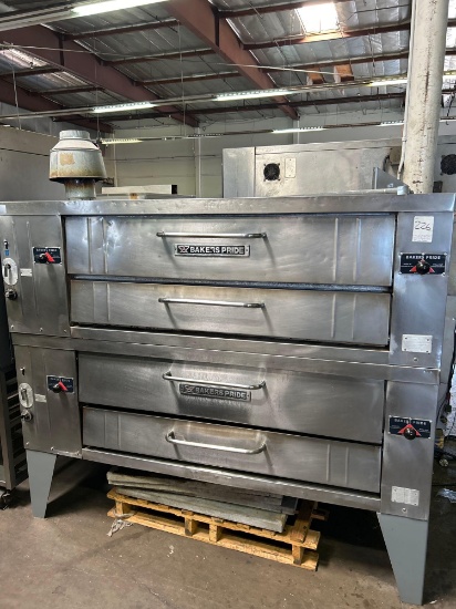 Bakers Pride Y602 Double Deck Gas Pizza Oven