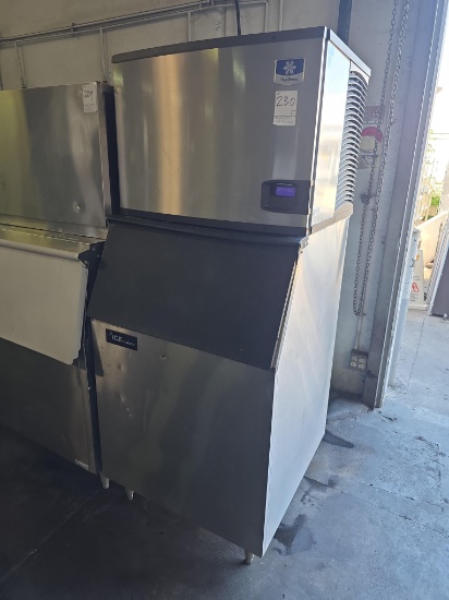 Manitowoc 500 lb. Cubed Ice Maker
