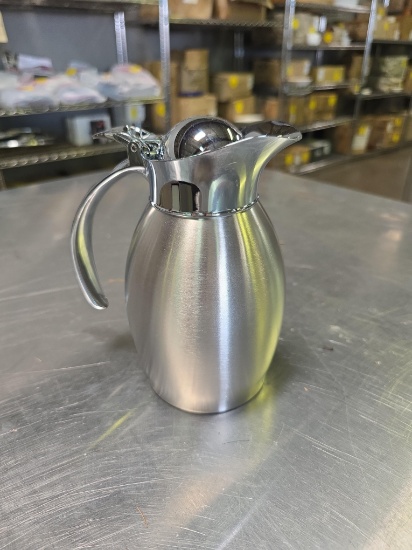 20 oz. Insulated Stainless Steel Carafes
