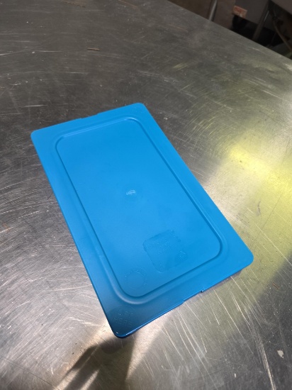 Carlisle Plastic Snap on Lids for Quarter Size Pans