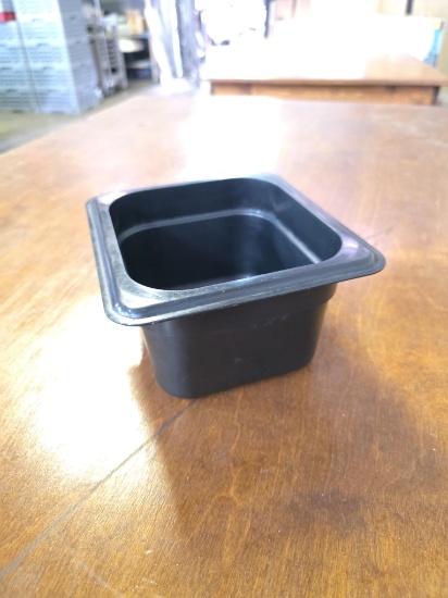 Cambro 1/6 x 4 in. Black Polycarbonate Food Pans