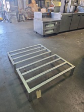 36 in. 20 in. Aluminum Dunnage Racks