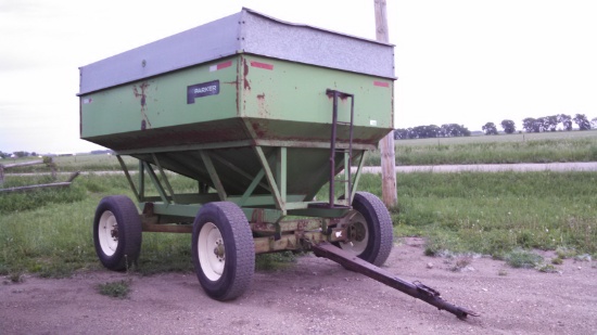 Parker 2500 Gravity Wagon