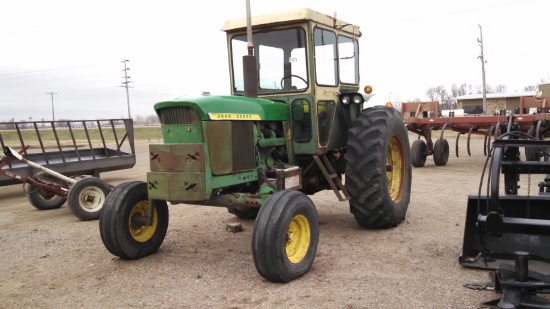 JD 4020 Tractor With Cab