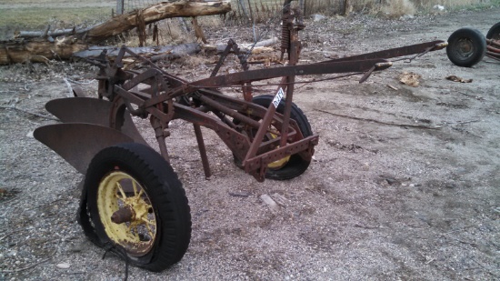 IH Antique 2 Bottom Plow