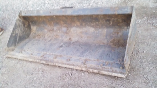 78" Dirt Bucket, Like New