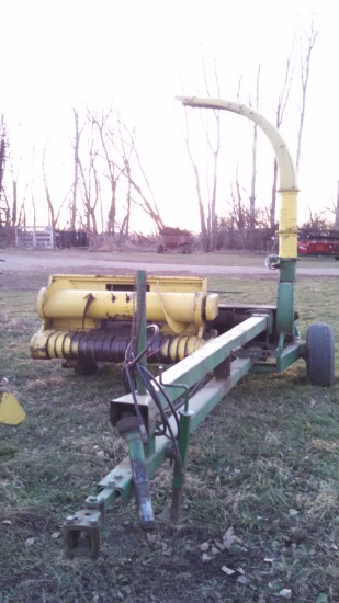 3800 JD Chopper with Hay Head and Corn Head