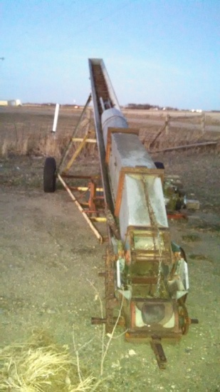 New Idea Flight Elevator
