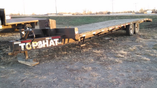 Top Hat Bumper Hitch Tandem Trailer 25'x8' W/ 5' Beaver Tail, Only 1 Ramp
