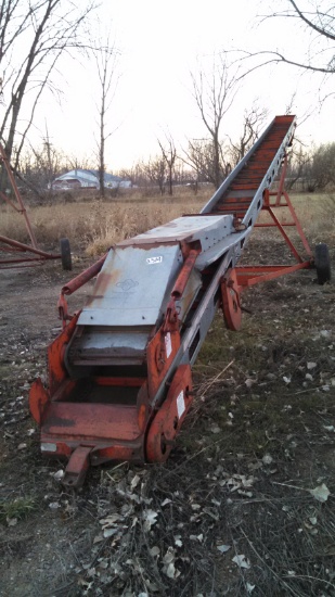 Owatonna Flight Elevator