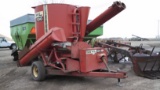 Gehl 100 Feed Grinder