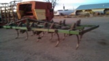 JD 1610 Chisel Plow