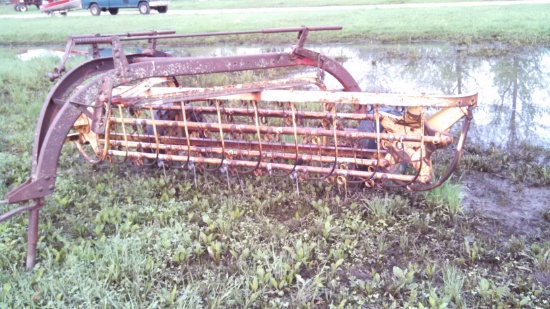 NH 56 Side Delivery Rake 5 Bar
