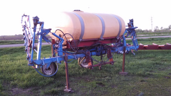 Blumhardt 500 Gallon Sprayer 60' Booms